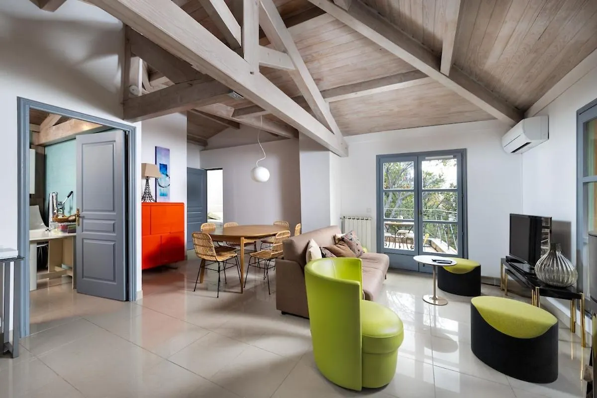 别墅 Maison Nicoise, Jardin, Piscine, Parking Double 尼斯