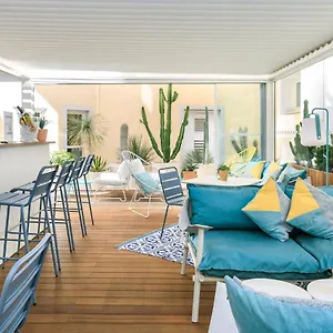The Deck By Happyculture ניס